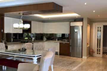 Bursa , Özlüce'de Mutfak Dekorasyonu tamamlandı 